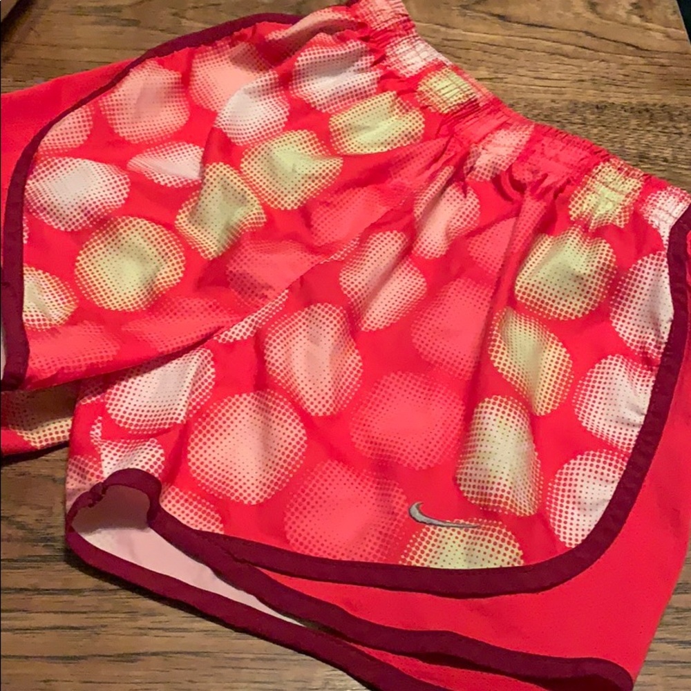 Nike shorts - Picture 2 of 4